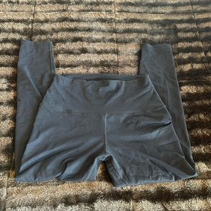 lift yourself up black leggings some pilling in the crotch area not noticeable